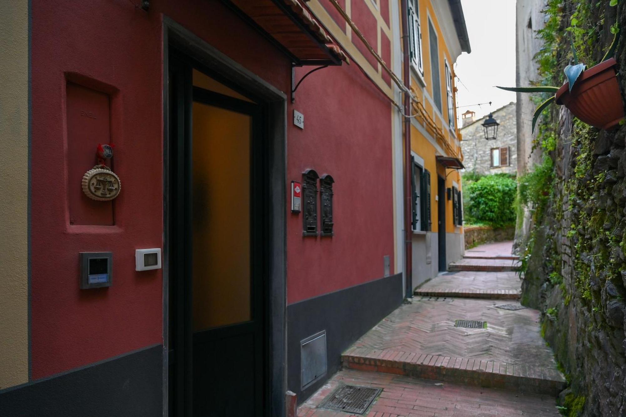 Casa E Mansarda Delle Mura Ameglia Exteriér fotografie